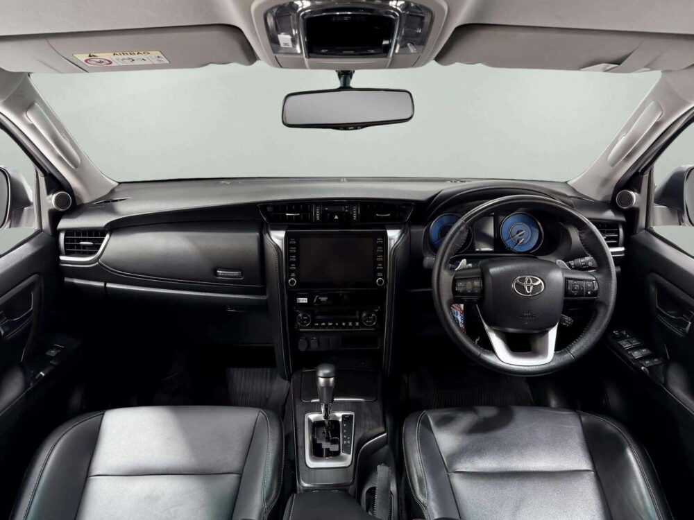 2022 TOYOTA FORTUNER 2.4 LEADER V  [1D0043] - 5
