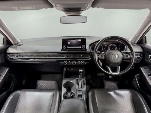 2021-honda-civic-1-5-el-plus-1d0068-slide-thumbnail-4
