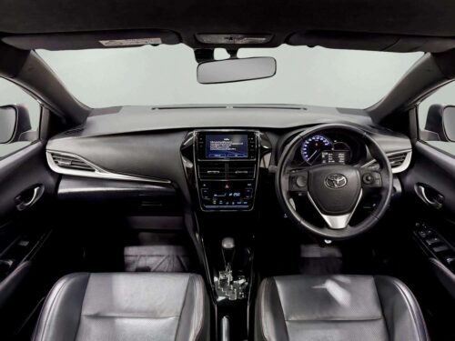 2020-toyota-yaris-1-2-high-1t0029v-slide-thumbnail-4