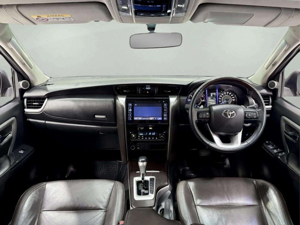 2017 TOYOTA FORTUNER 2.4 V  [1D0038] - 5