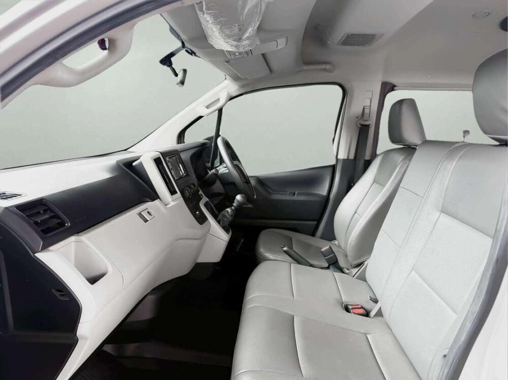 2020 TOYOTA COMMUTER 2.8  [1P2533] - 6
