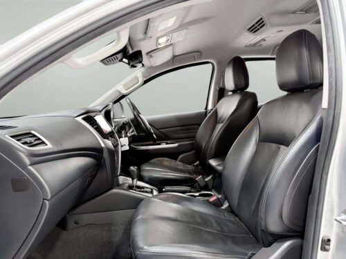 2020-mitsubishi-triton-2-4-gt-premium-double-cab-4wd-1d0070-slide-thumbnail-5