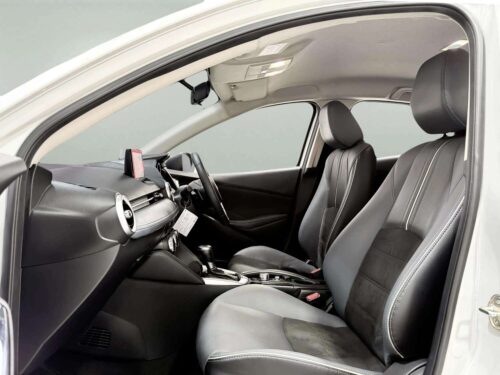 2021-mazda-2-1-3-s-leather-1t0030v-slide-thumbnail-5