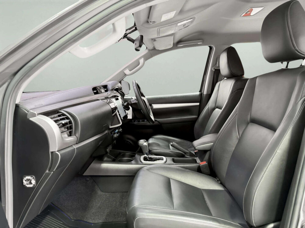 2020 TOYOTA HILUX REVO 2.4 PRERUNNER HIGH DOUBLE CAB  [1D0039] - 6