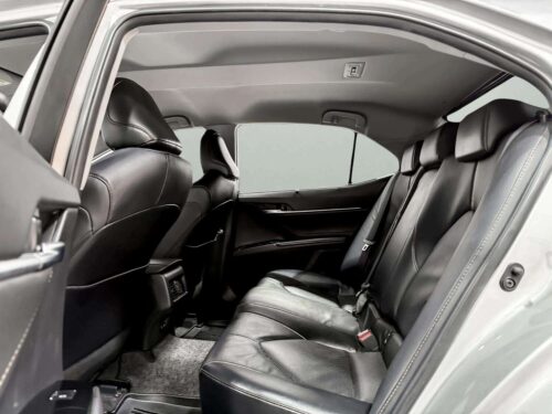 2019-toyota-camry-2-0-g-1d0079-slide-thumbnail-6