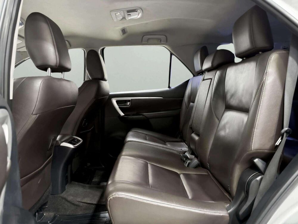 2017 TOYOTA FORTUNER 2.4 V  [1D0038] - 7