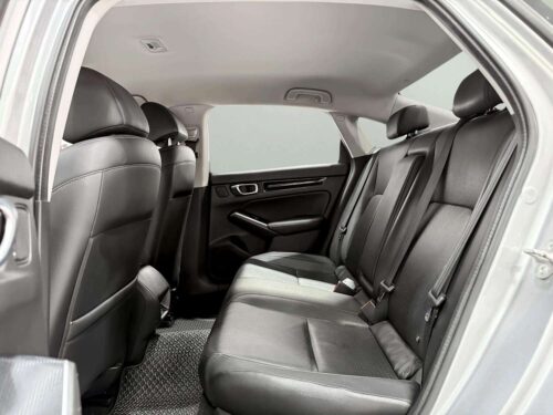 2021-honda-civic-1-5-el-plus-1d0068-slide-thumbnail-6