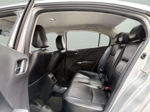 2016-honda-city-1-5-sv-1p2679-slide-thumbnail-6