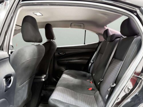 2018-toyota-yaris-ativ-1-2-e-1t0031-slide-thumbnail-6