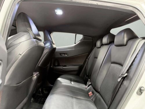 2019-toyota-c-hr-1-8-hv-mid-1a0037v-slide-thumbnail-6