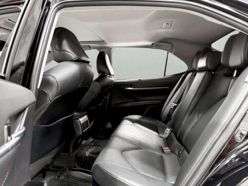 2019-toyota-camry-2-5-hybrid-premium-1p2658v-slide-thumbnail-6