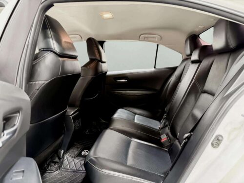2020-toyota-corolla-altis-1-8-hybrid-high-1p2647v-slide-thumbnail-6