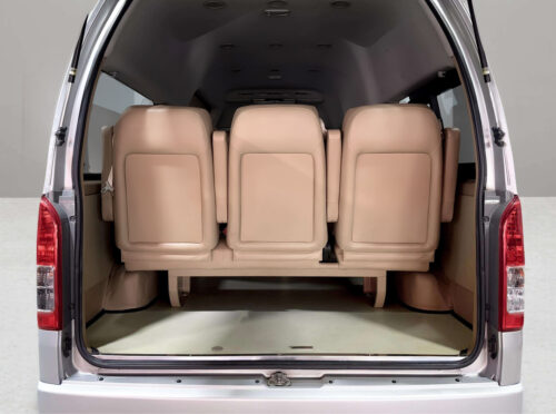 2017-toyota-commuter-3-0-d4d-1d0060-slide-thumbnail-7