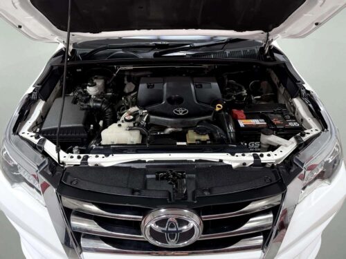 2017-toyota-fortuner-2-8-trd-sportivo-4wd-1p2660-slide-thumbnail-8
