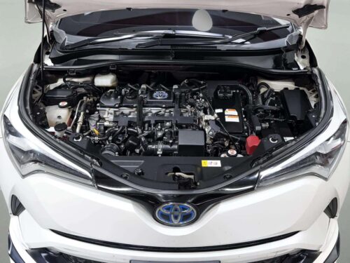 2020-toyota-c-hr-1-8-hv-hi-1s1318v-slide-thumbnail-8