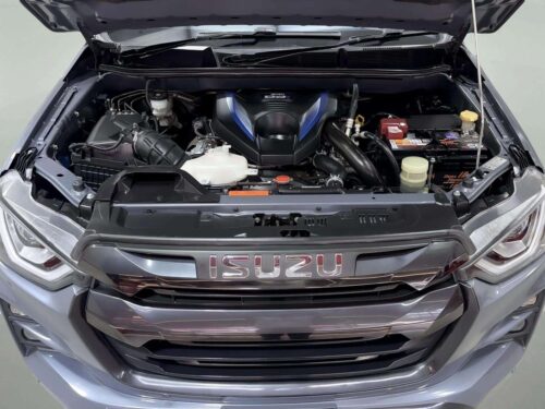 2022-isuzu-d-max-3-0-m-vcross-cab-4-4wd-1n0080-slide-thumbnail-8