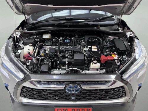 2021-toyota-corolla-cross-1-8-hybrid-premium-safety-1d0074-slide-thumbnail-8