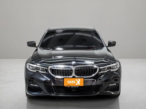 2024-bmw-320d-2-0-m-sport-1p2739v-slide-thumbnail-1