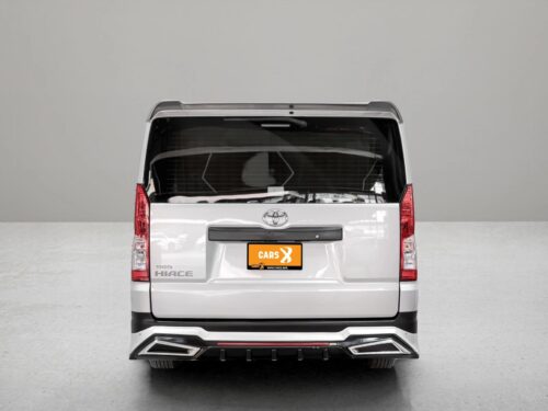 2021-toyota-hiace-2-8-gl-1c0075v-slide-thumbnail-2