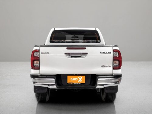 2021-toyota-hilux-revo-2-4-prerunner-mid-double-cab-1t0038-slide-thumbnail-2