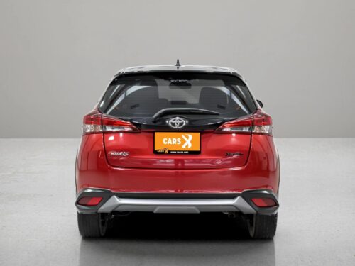 2022-toyota-yaris-1-2-sport-premium-x-urban-1p2726-slide-thumbnail-2