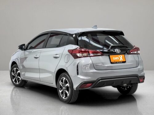 2024-toyota-yaris-1-2-smart-1t0049v-slide-thumbnail-3