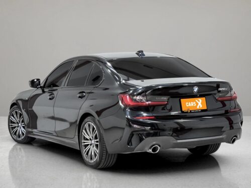 2024-bmw-320d-2-0-m-sport-1p2739v-slide-thumbnail-3