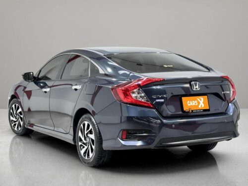 2018-honda-civic-1-8-el-1p2720v-slide-thumbnail-3