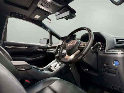 2023-lexus-lm300h-2-5-executive-4wd-1p2724-slide-thumbnail-4