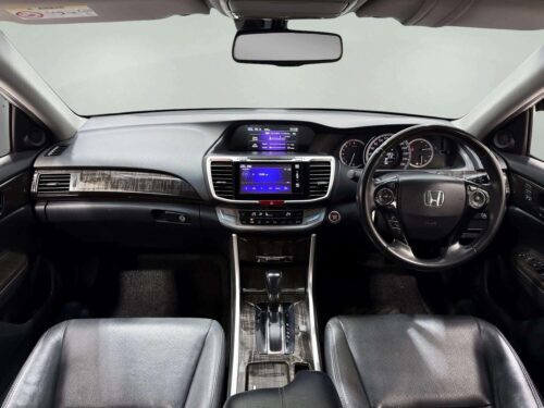 2015-honda-accord-2-0-el-1s1324v-slide-thumbnail-4