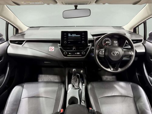 2021-toyota-corolla-altis-1-6-g-1p2701-slide-thumbnail-4