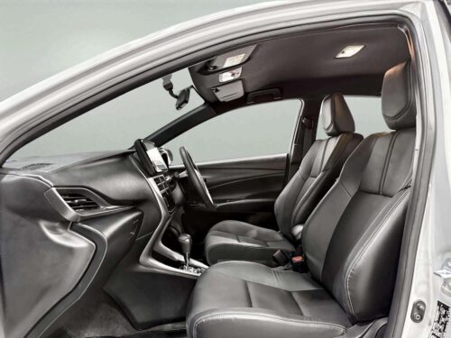 2024-toyota-yaris-1-2-smart-1t0049v-slide-thumbnail-5
