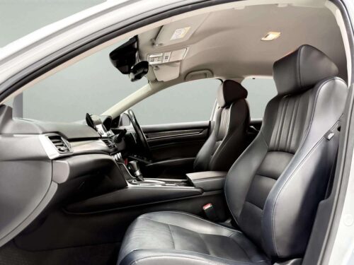 2020-honda-accord-2-0-hybrid-1p2695-slide-thumbnail-5