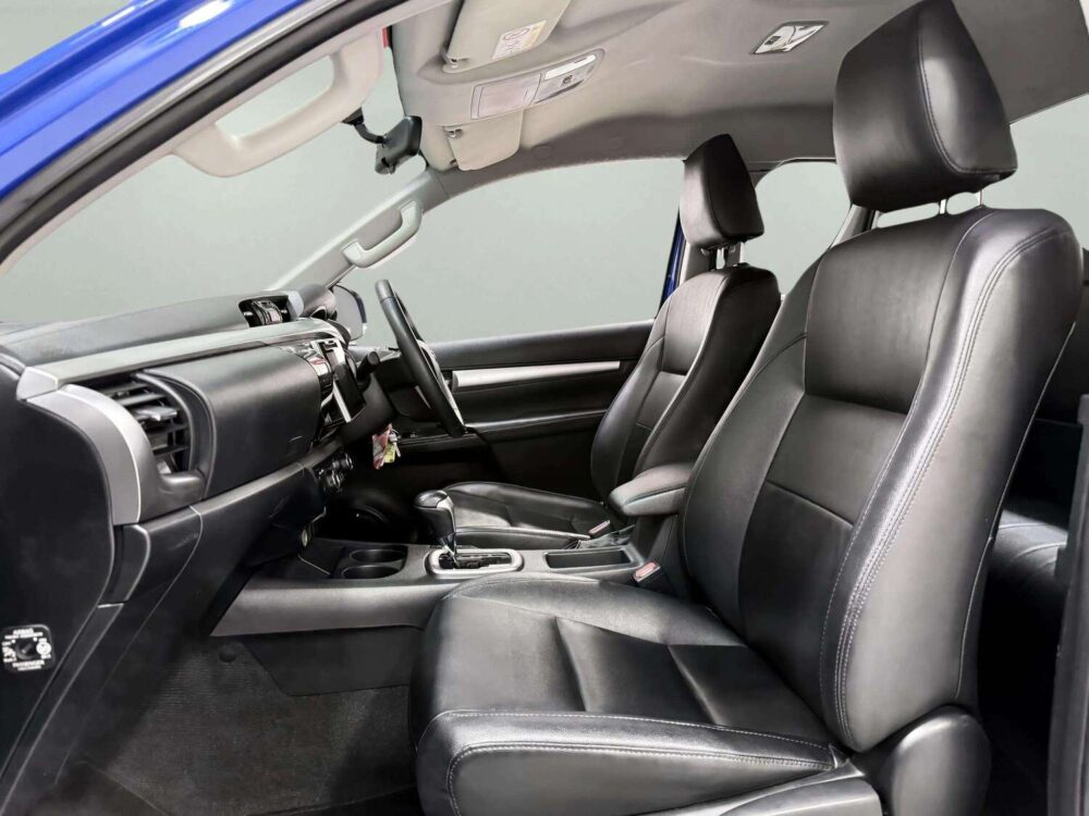 2015 TOYOTA HILUX REVO 2.4 G PRERUNNER SMART CAB  [1T0033] - 6