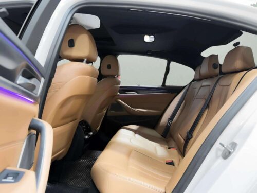 2024-bmw-530e-2-0-m-sport-1p2697-slide-thumbnail-6