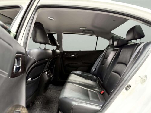 2015-honda-accord-2-0-el-1s1324v-slide-thumbnail-6