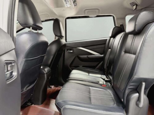 2022-mitsubishi-xpander-cross-1-5-1p2733-slide-thumbnail-6