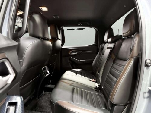 2022-isuzu-d-max-3-0-m-vcross-cab-4-4wd-1n0095v-slide-thumbnail-6