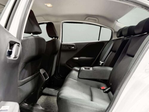 2014-honda-city-1-5-sv-1t0034v-slide-thumbnail-6