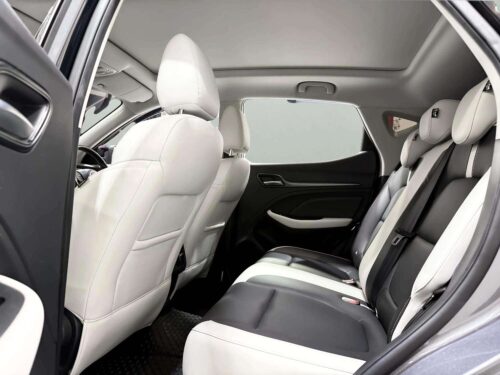 2024-mg-vs-hev-1-5-x-two-tone-1p2740v-slide-thumbnail-6