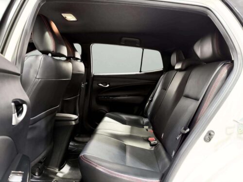 2020-toyota-yaris-1-2-high-cross-1c0076v-slide-thumbnail-6