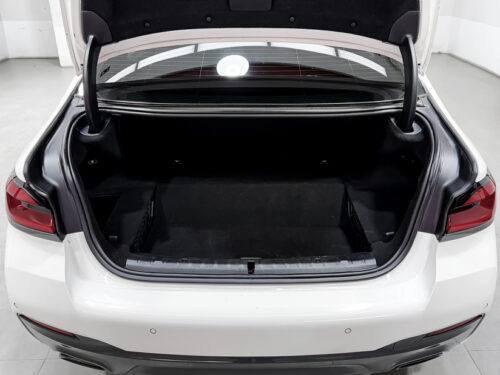 2024-bmw-530e-2-0-m-sport-1p2697-slide-thumbnail-7