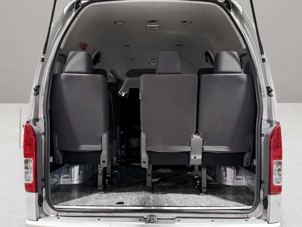 2019 TOYOTA COMMUTER 3.0 D4D  [1D0084] - 8