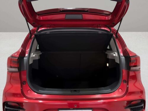 2021-mg-zs-1-5-x-plus-1c0083-slide-thumbnail-7