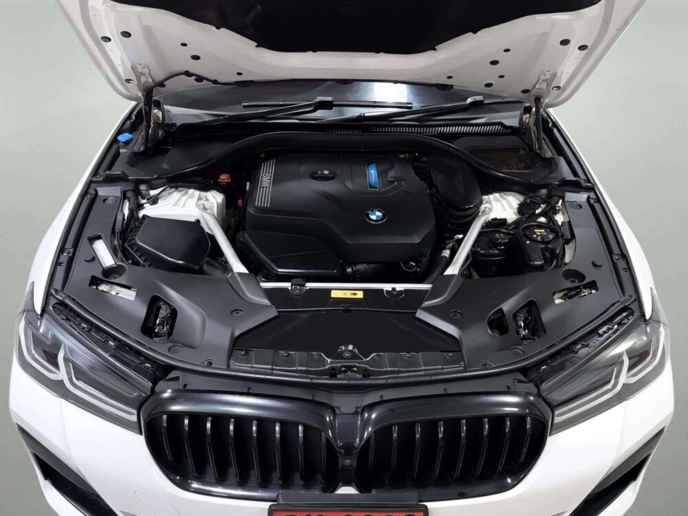 2024 BMW 530E 2.0 M SPORT  [1P2697] - 9