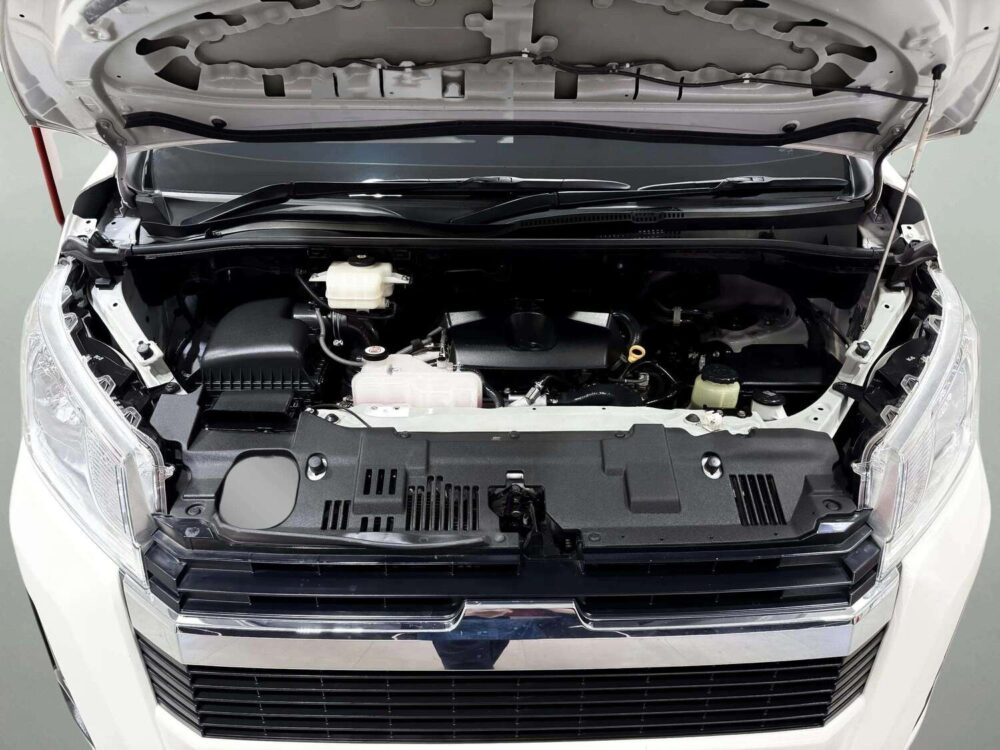 2023 TOYOTA COMMUTER 2.8  [1P2725V] - 9