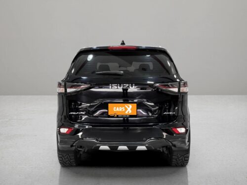 2022-isuzu-mu-x-3-0-ultimate-4wd-1p2778v-slide-thumbnail-2