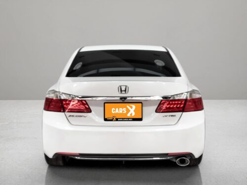 2013-honda-accord-2-0-el-1p2773v-slide-thumbnail-2