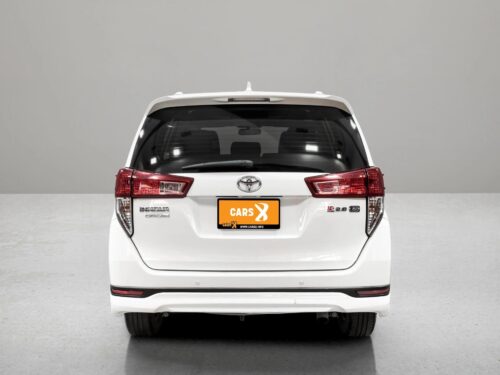 2017-toyota-innova-2-8-crysta-g-1a0056-slide-thumbnail-2