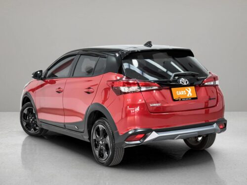 2023-toyota-yaris-1-2-sport-premium-x-urban-1n0108v-slide-thumbnail-3